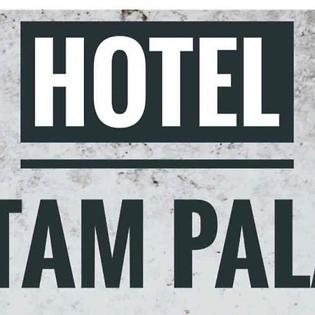 Hotel Pritam Palace , Dhule Exterior foto